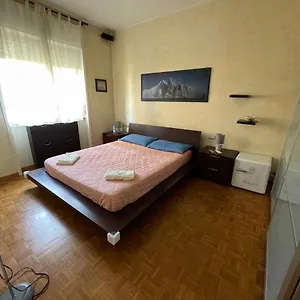 impeccable-3-bedroom-house-up-to-6-people-10-minutes.it-lombardy.com/